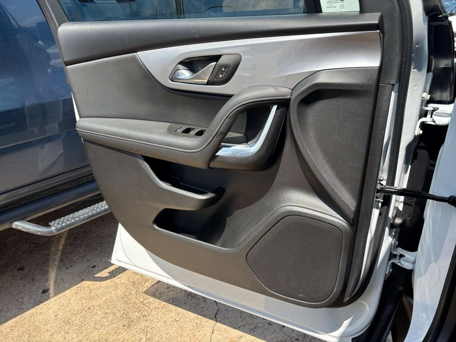 Used 2026 Chevrolet Blazer LT FWD image 18
