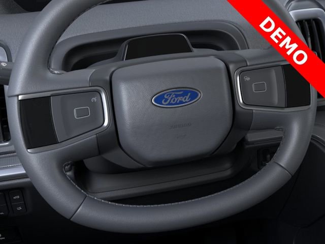 New 2025 Ford Expedition Active image 12