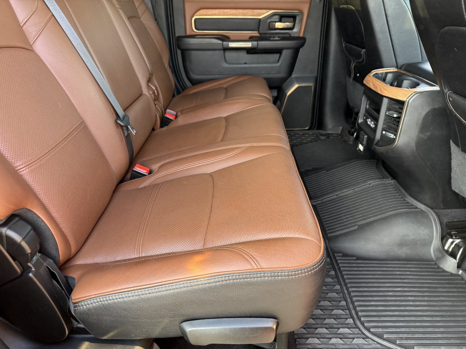 Used 2022 RAM 2500 Limited AWD/4WD image 14