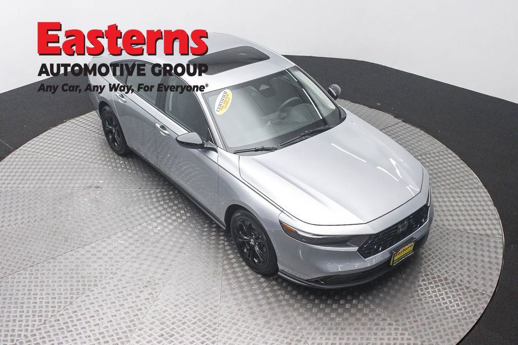 Used 2025 Honda Accord SE image 3