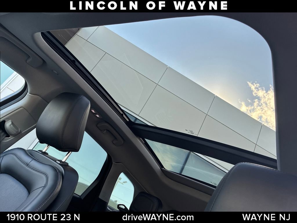 Certified 2021 Lincoln Corsair Reserve w/ Equipment Group 201A AWD/4WD image 15