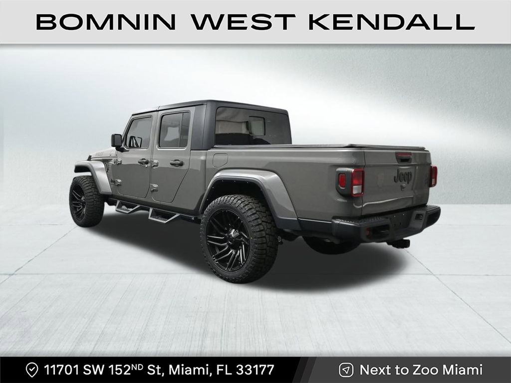 Used 2022 Jeep Gladiator Willys image 3
