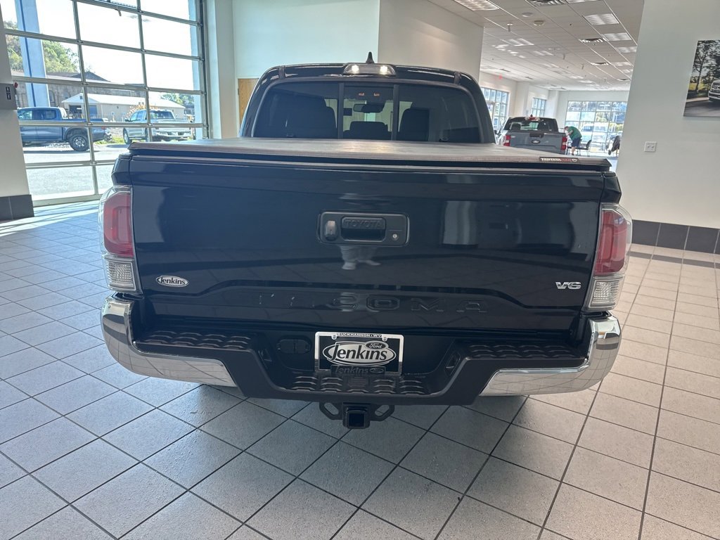 Used 2020 Toyota Tacoma TRD Off-Road image 16