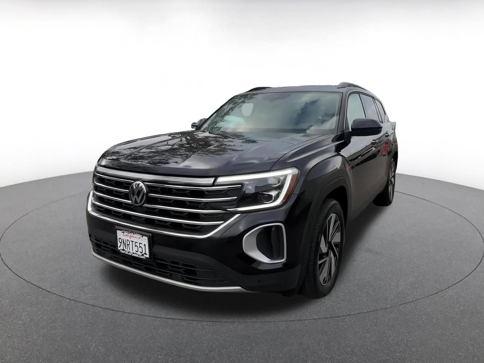 Used 2025 Volkswagen Atlas SE image 7