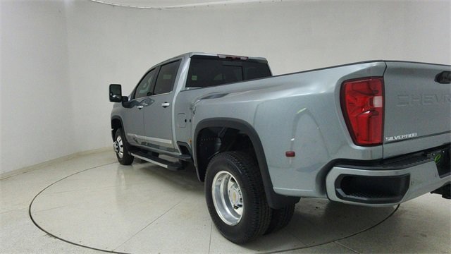 Used 2024 Chevrolet Silverado 3500 High Country image 68