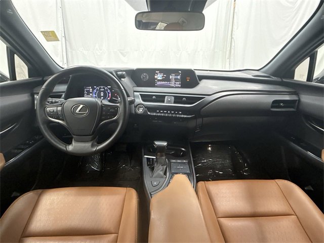 Used 2022 Lexus UX 200 image 20