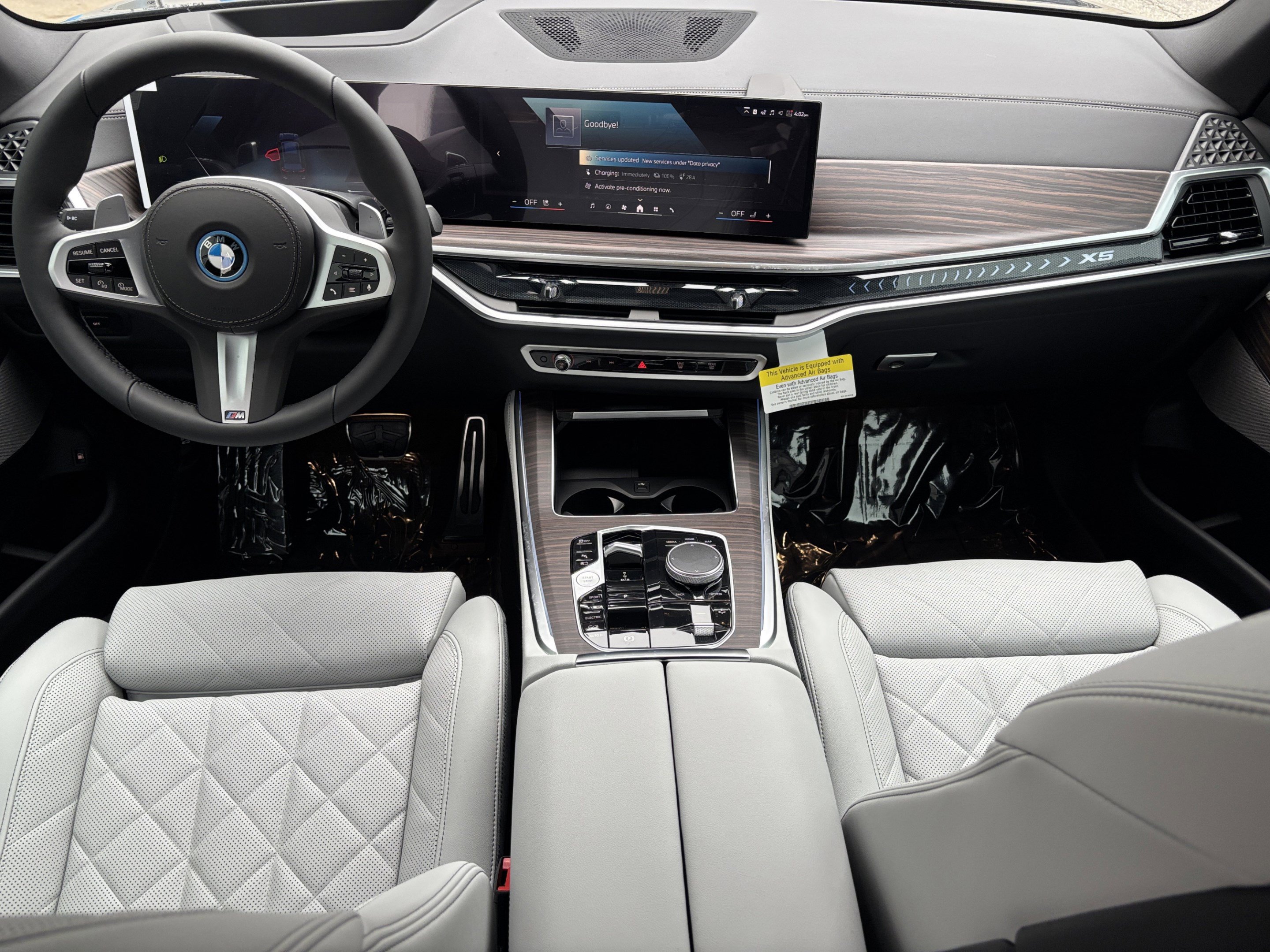 Used 2026 BMW X5 xDrive50e w/ M Sport Package AWD/4WD image 6