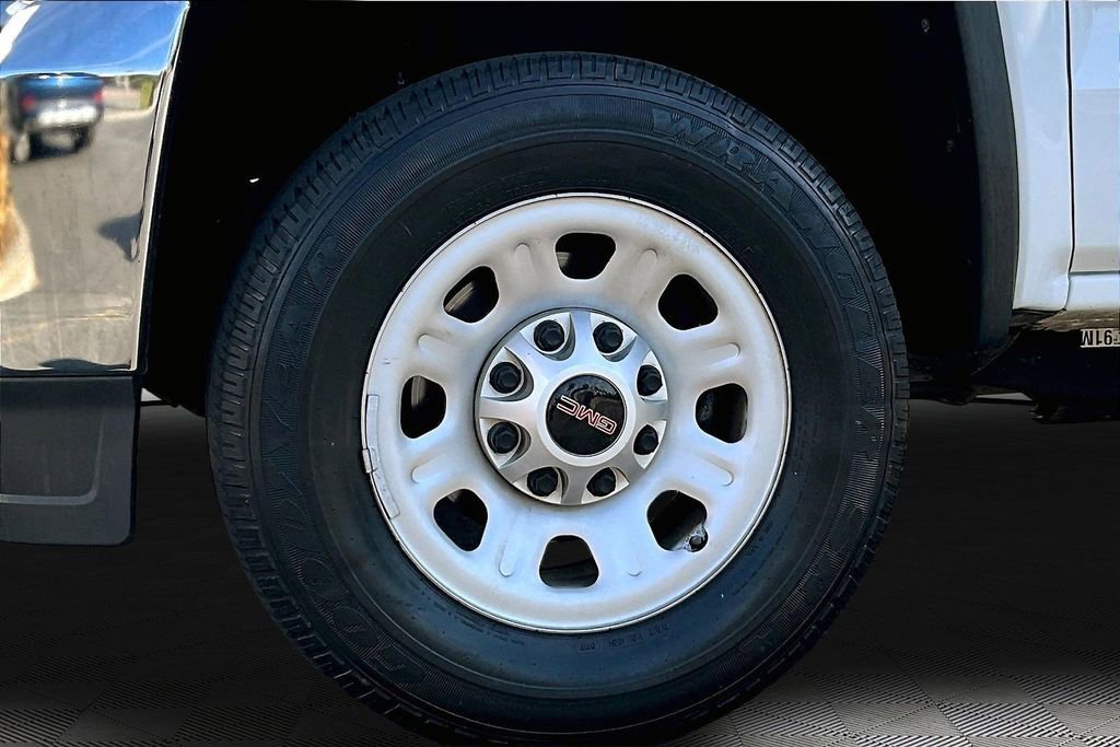 Used 2018 GMC Sierra 3500 2WD Regular Cab w/ Sierra Convenience Package image 18