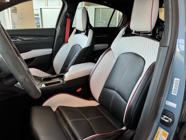 Used 2023 Cadillac CT5 V Blackwing w/ Carbon Fiber Package 2 RWD image 23