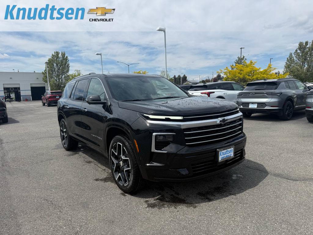 New 2026 Chevrolet Traverse High Country w/ LPO, Floor Liner Package AWD/4WD image 1