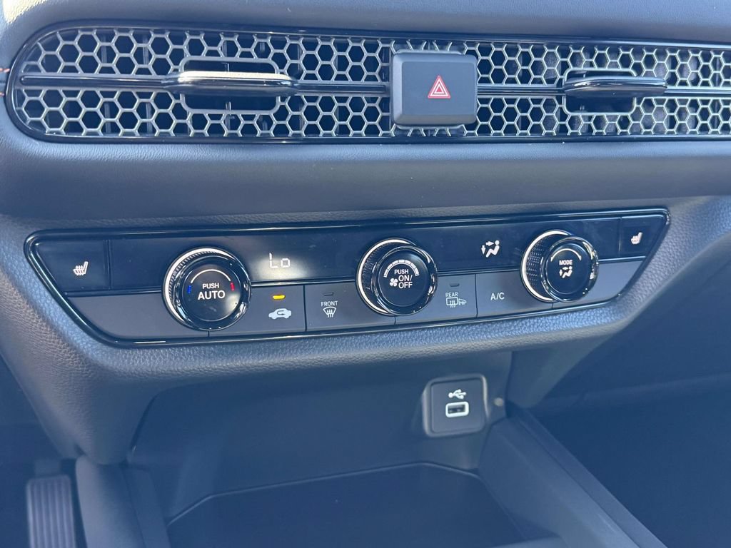 Certified 2025 Honda HR-V Sport image 24