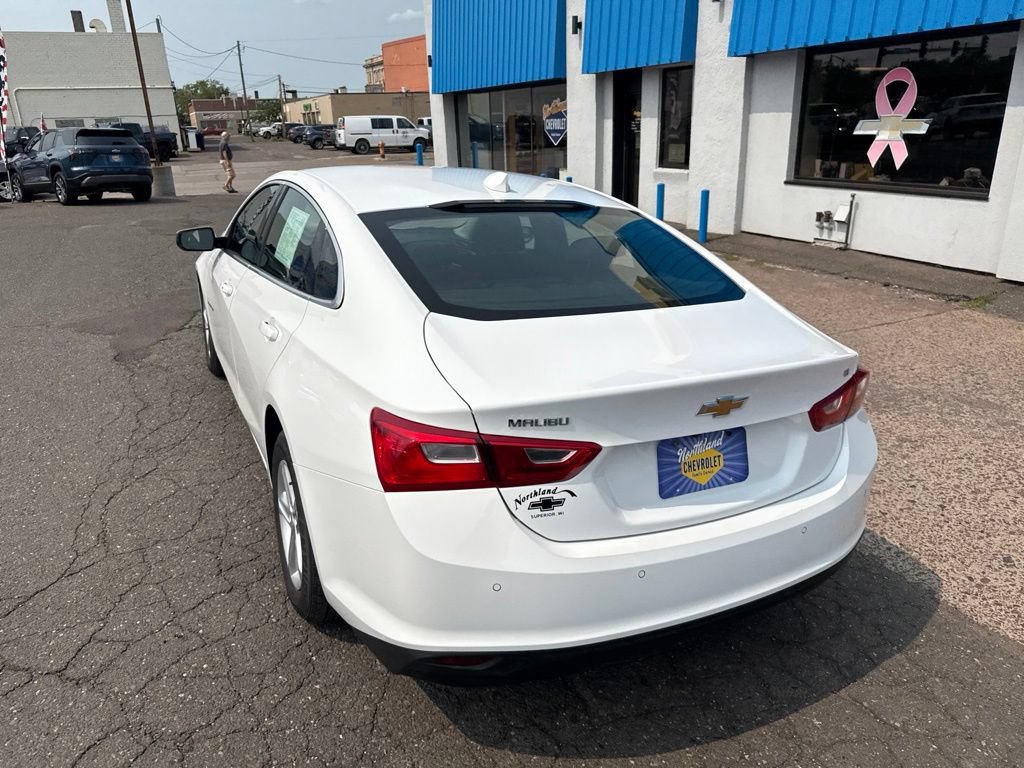 Used 2024 Chevrolet Malibu LT FWD image 15