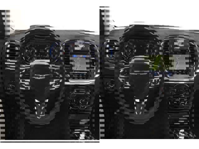 Used 2019 Chrysler 300 Touring w/ Sport Appearance Package image 7