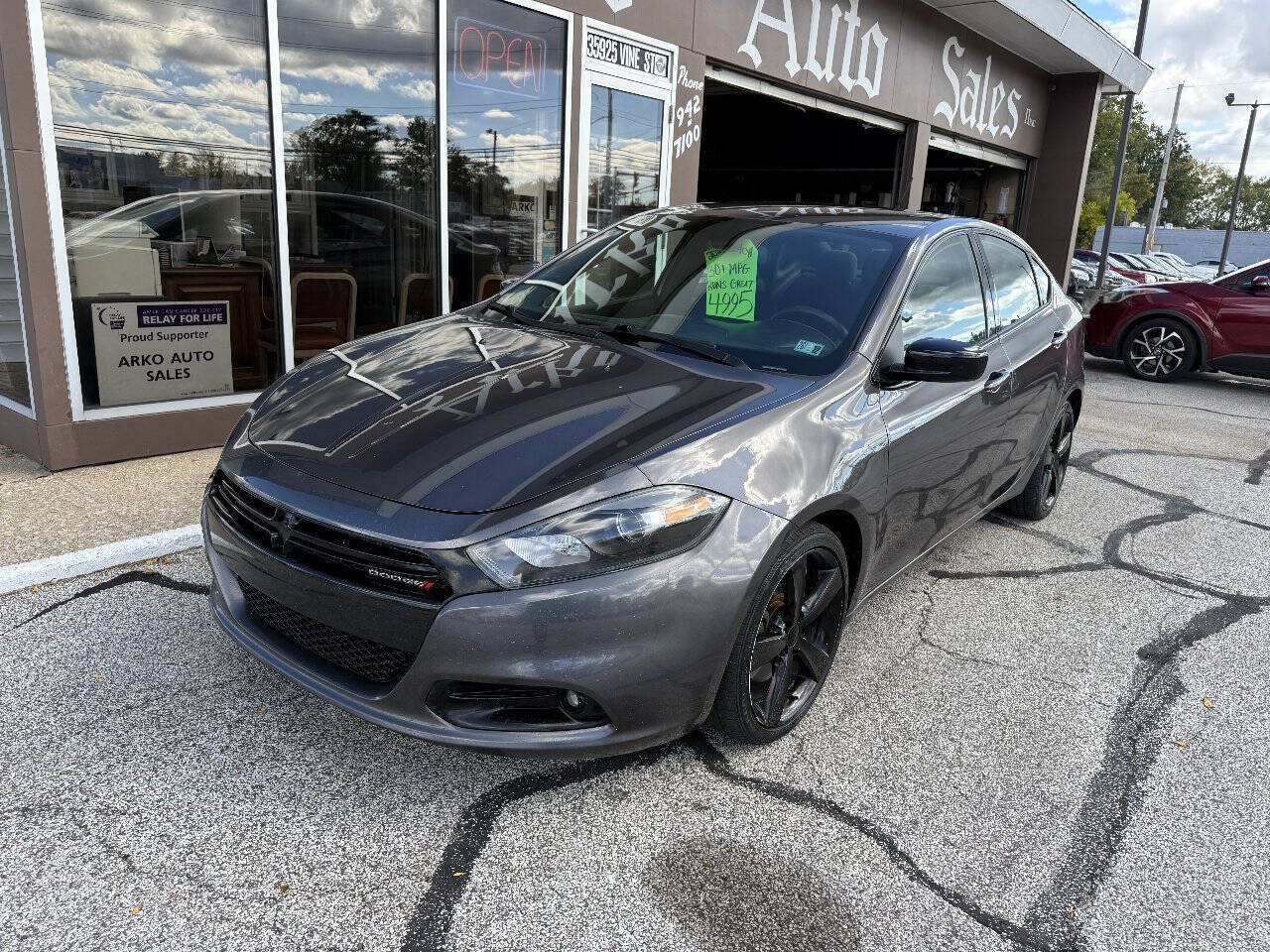 Used 2015 Dodge Dart SXT FWD image 2