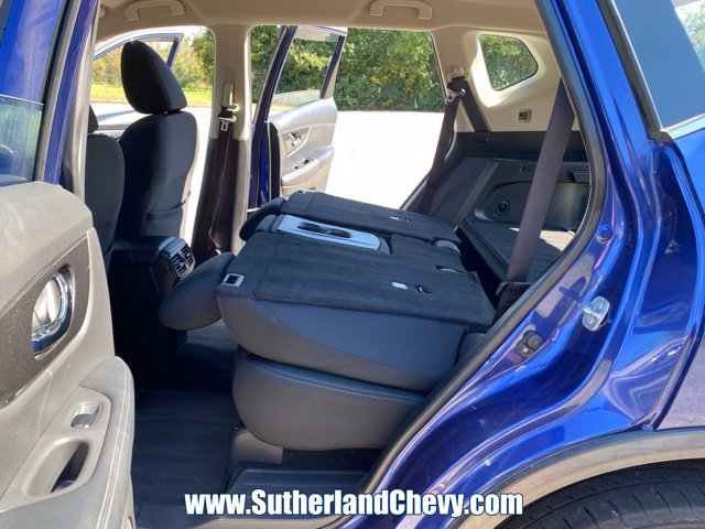 Used 2017 Nissan Rogue S AWD/4WD image 33