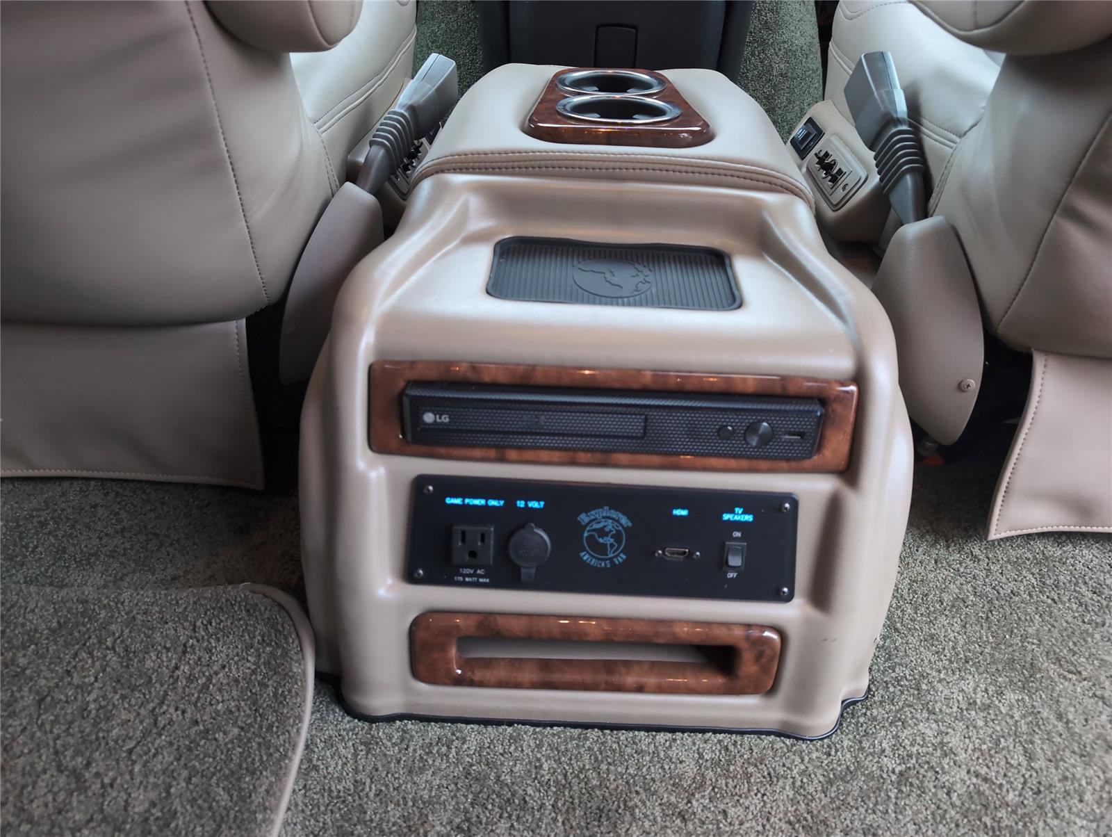 Used 2022 Chevrolet Express 2500 Extended w/ Enhanced Convenience Package image 25