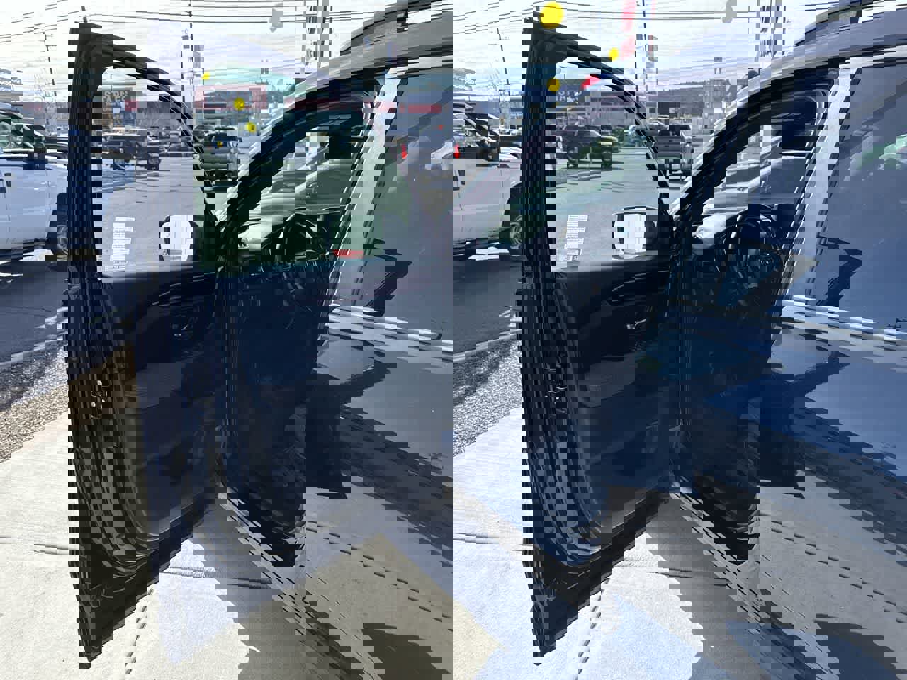 Used 2023 Honda Pilot Sport image 10