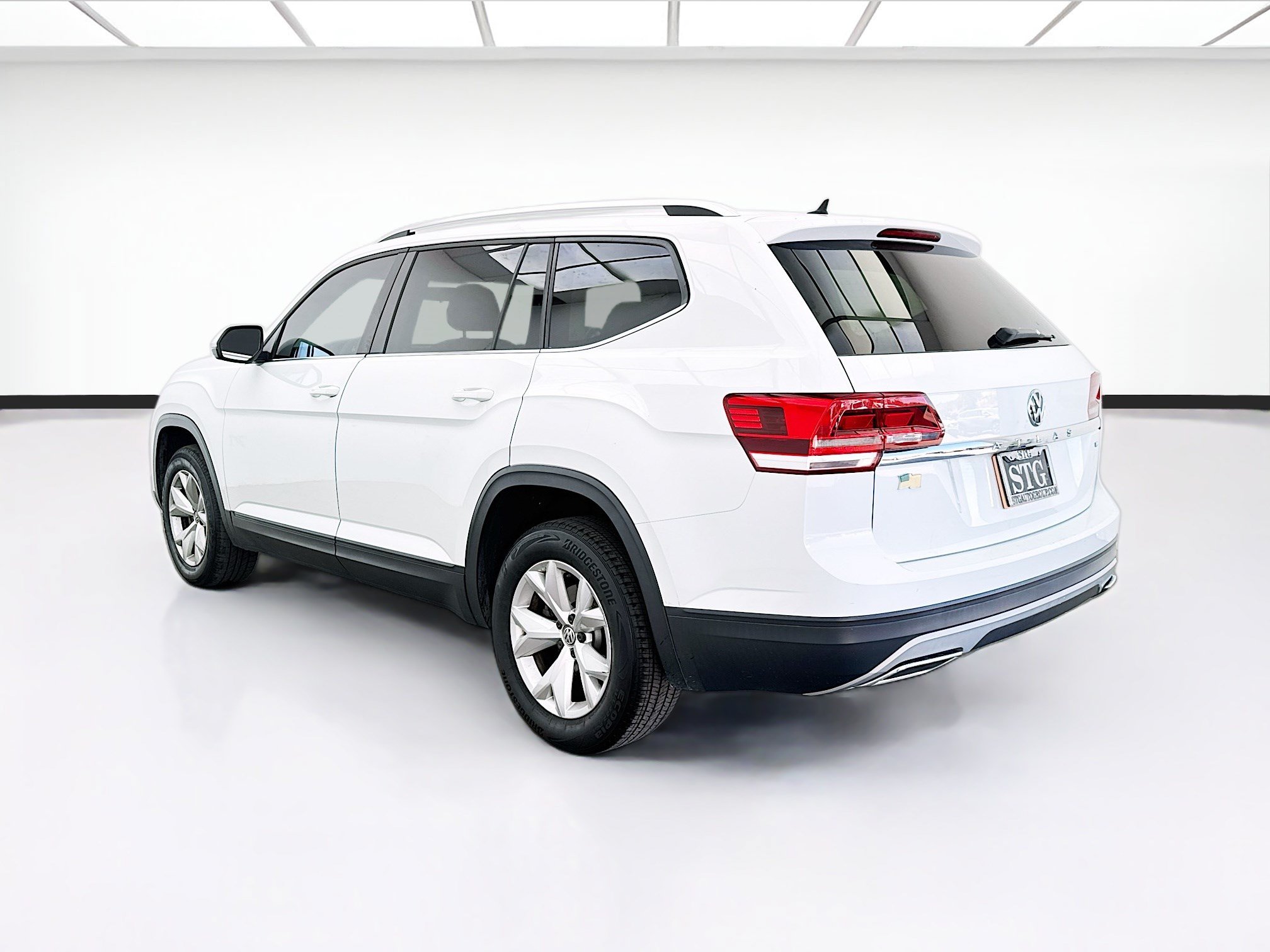 Used 2018 Volkswagen Atlas S FWD image 6