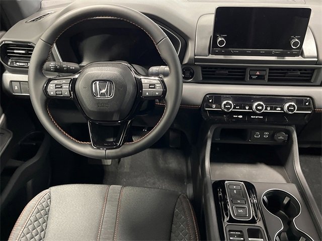 New 2025 Honda Pilot Sport image 13
