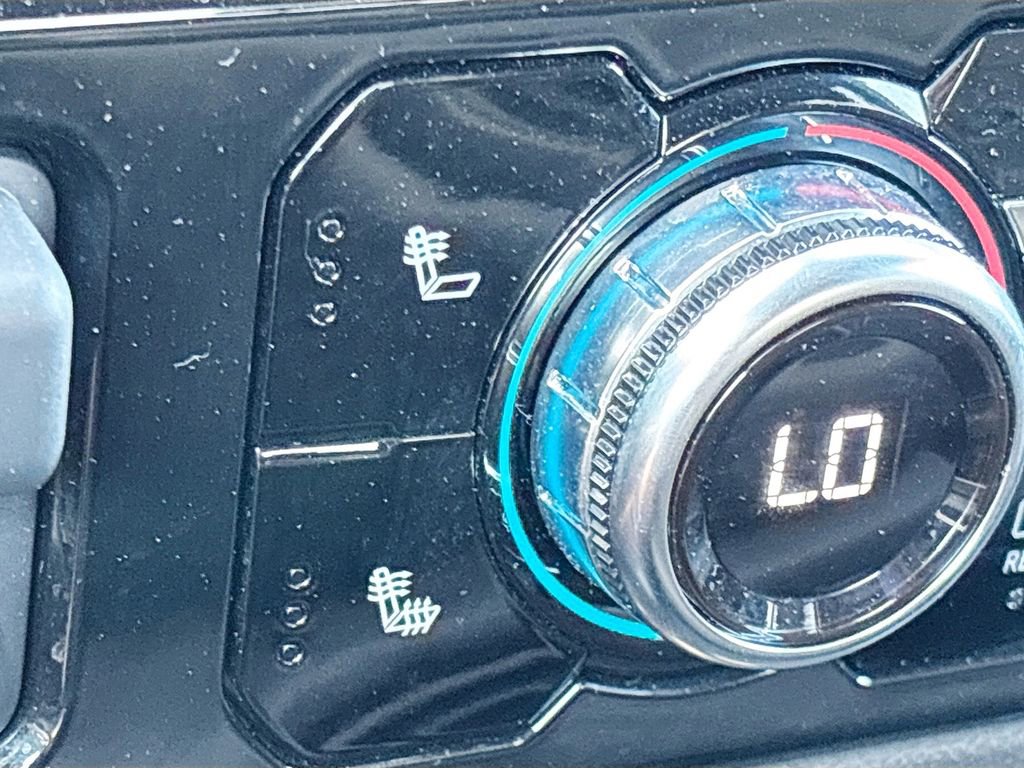 Used 2025 GMC Sierra 1500 SLT image 20