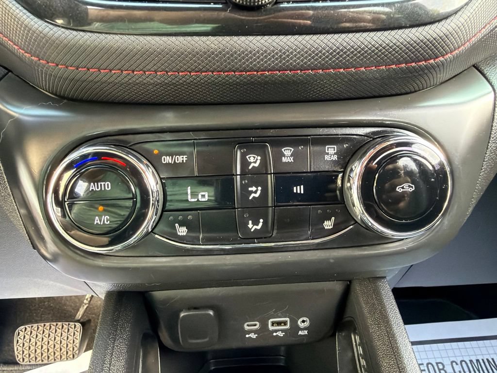 Used 2023 Chevrolet TrailBlazer RS w/ Convenience Package FWD image 31