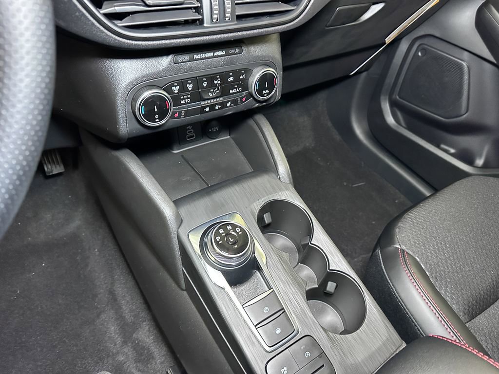 New 2026 Ford Escape ST-Line Select w/ Equipment Group 401A image 30