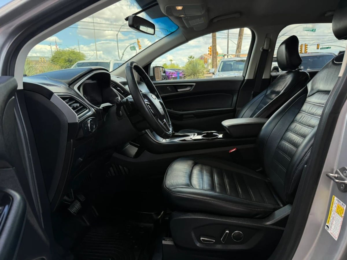 Used 2017 Ford Edge SEL w/ Equipment Group 201A FWD image 39