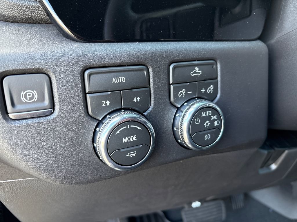 New 2026 GMC Sierra 1500 Elevation image 18