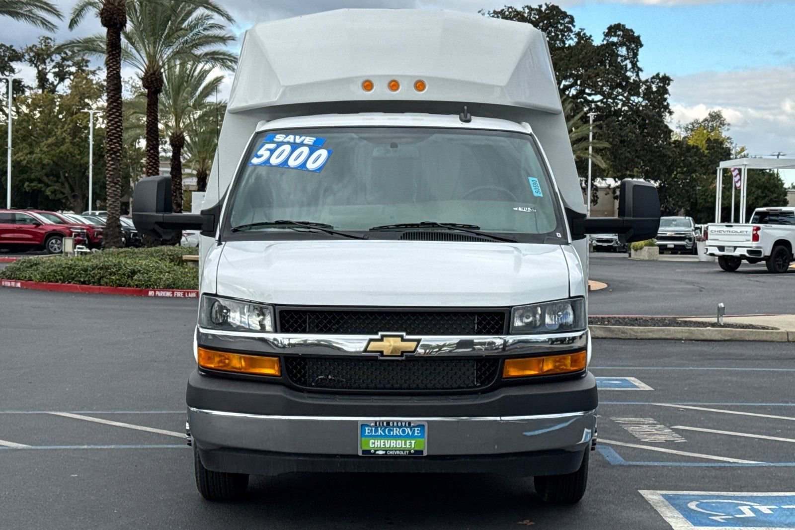 New 2024 Chevrolet Express 3500 w/ Power Convenience Package image 8