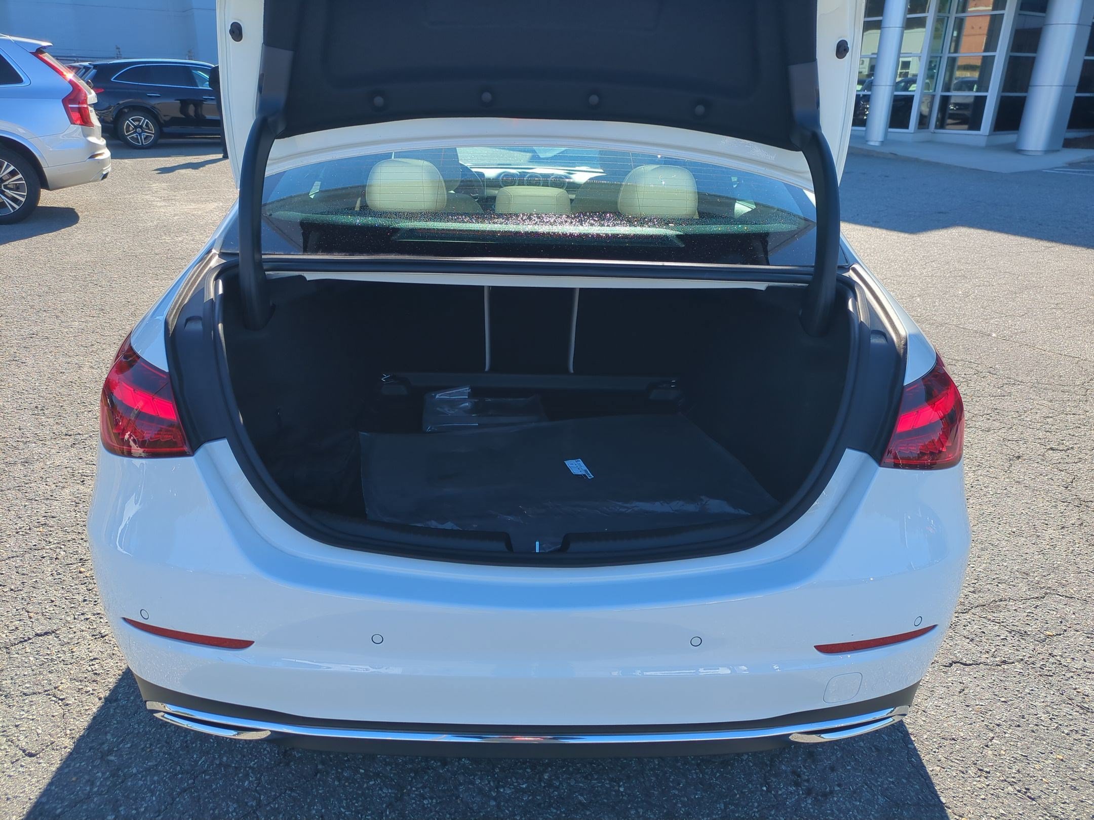 Used 2026 Mercedes-Benz C 300 4MATIC Sedan image 33