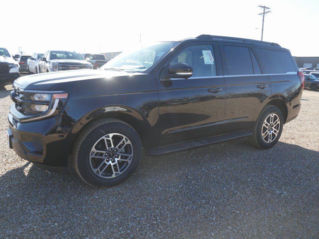 New 2026 Ford Expedition Active image 7