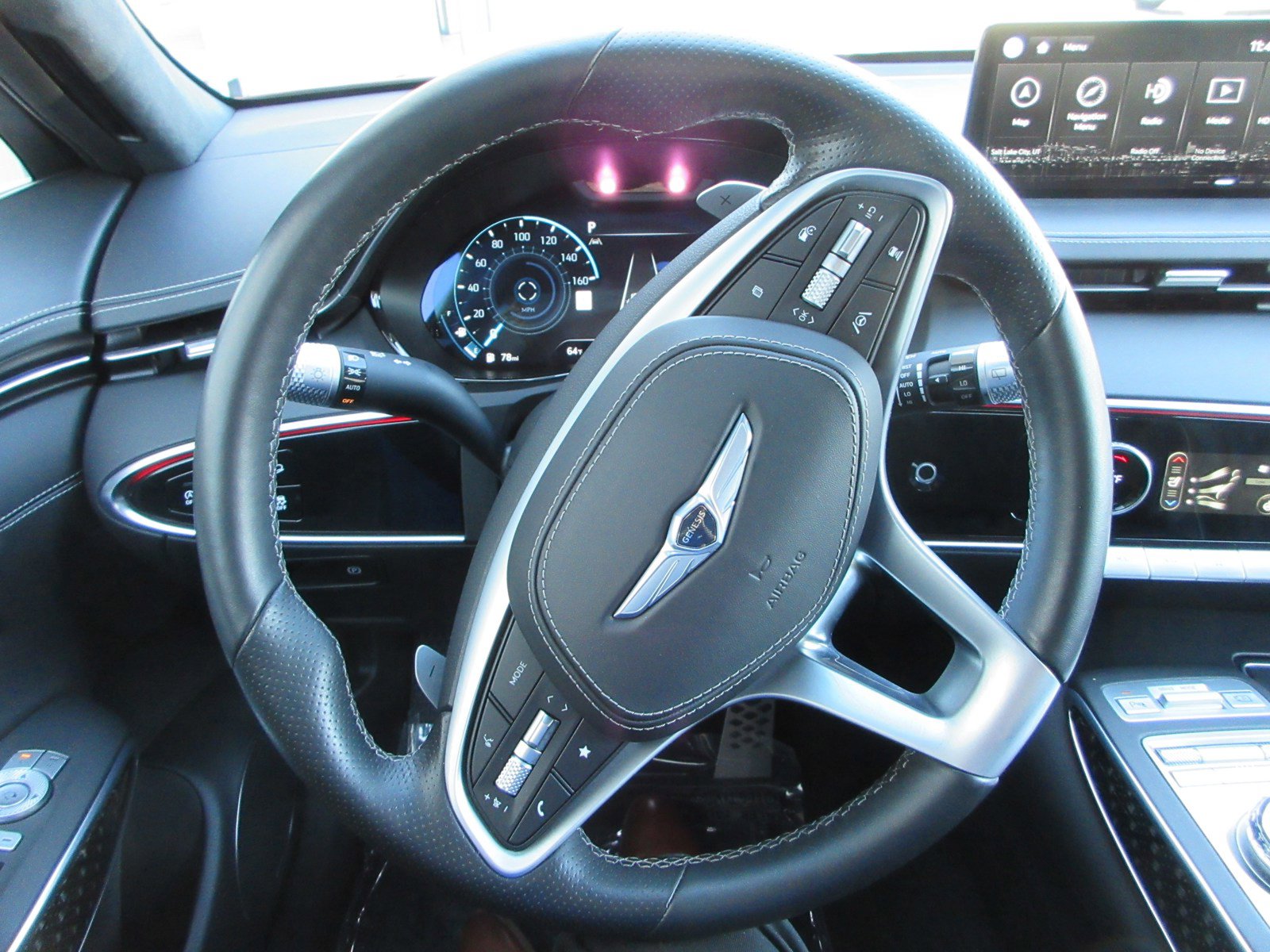 Used 2023 Genesis GV70 3.5T Sport w/ Sport Prestige Package image 37