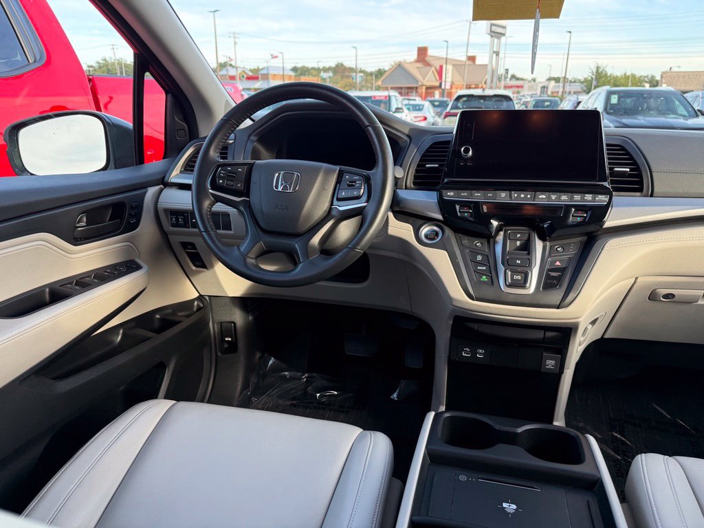 Used 2025 Honda Odyssey EX-L image 22