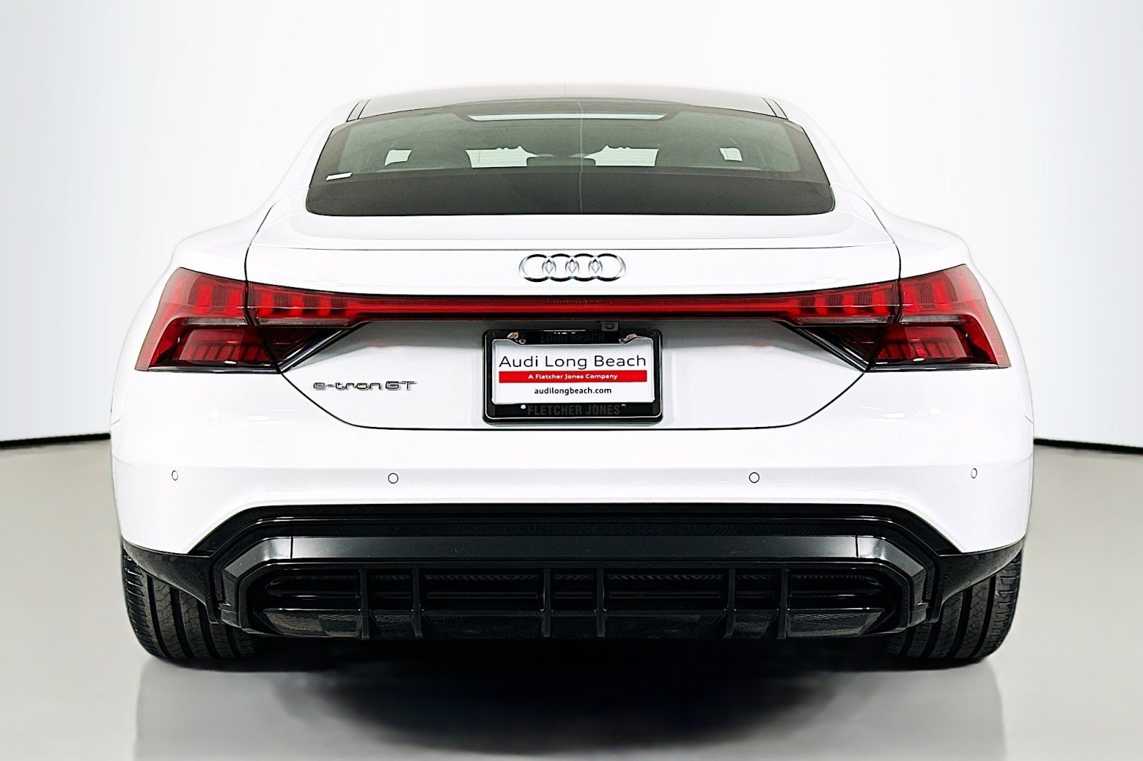 Used 2022 Audi e-tron GT Premium Plus w/ Performance Package image 3