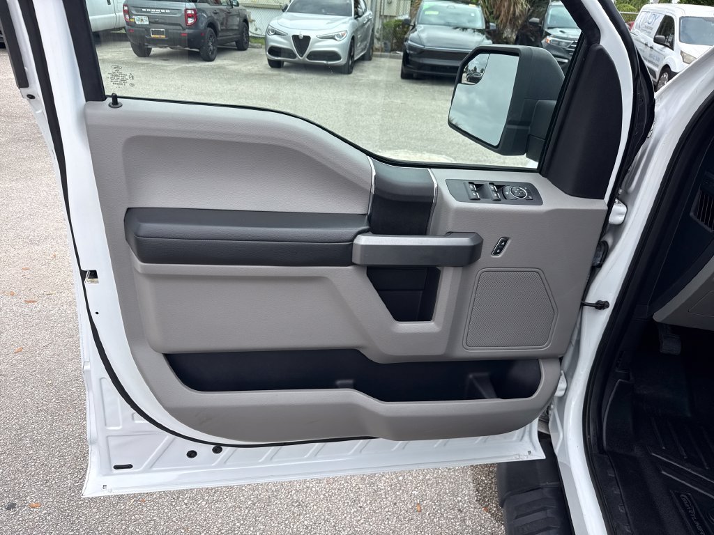 Used 2017 Ford F150 XLT RWD image 13
