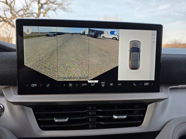 Certified 2025 Ford Explorer Active w/ Active Comfort Package image 18