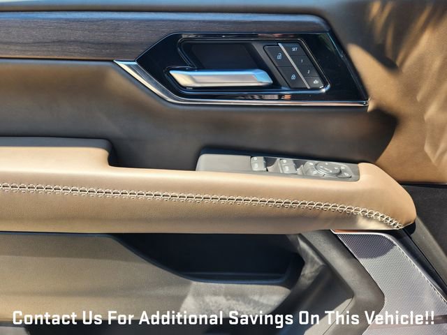 New 2026 GMC Yukon Denali Ultimate w/ LPO, Floor Liner Package AWD/4WD image 18