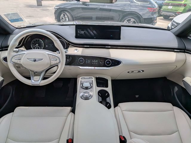 Used 2025 Genesis Electrified GV70 AWD/4WD image 18
