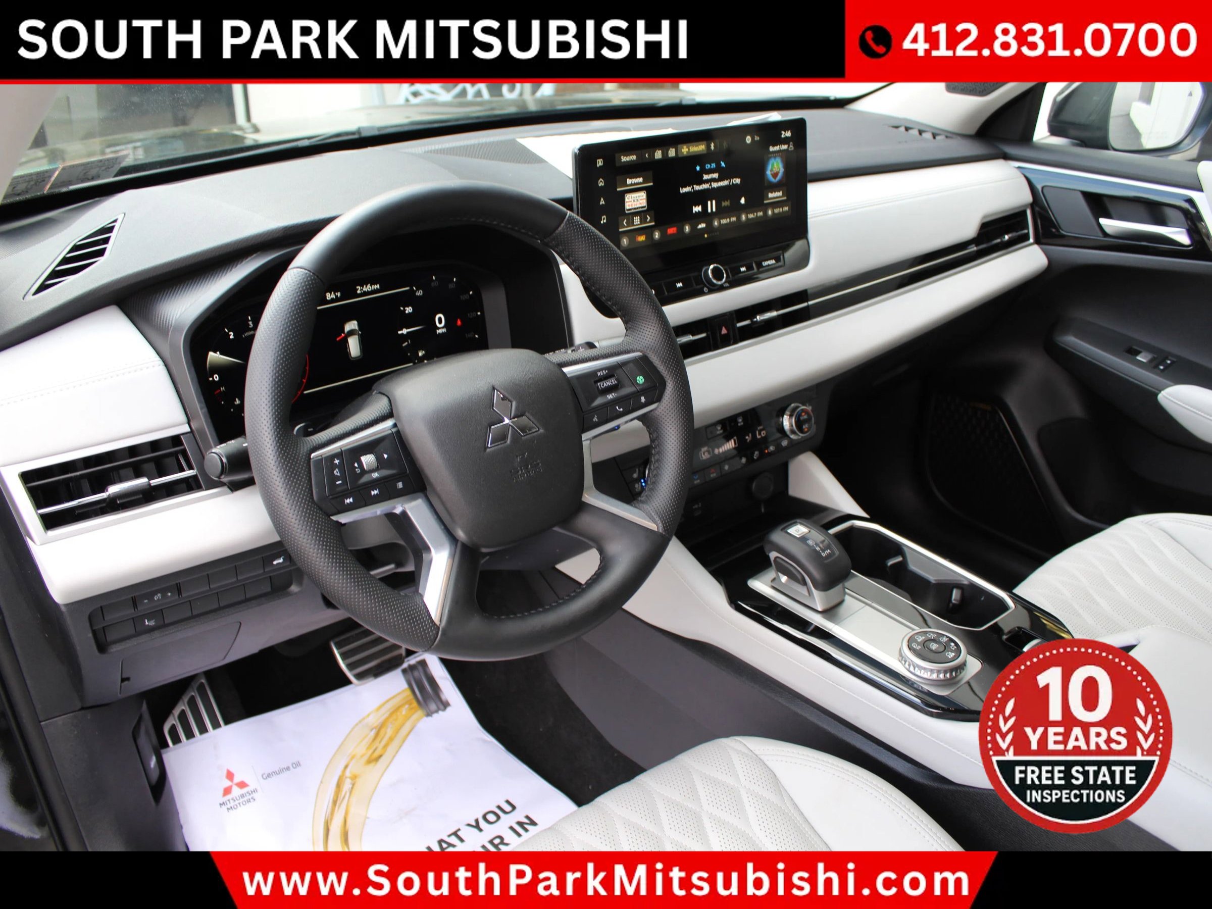 Used 2025 Mitsubishi Outlander SEL image 11