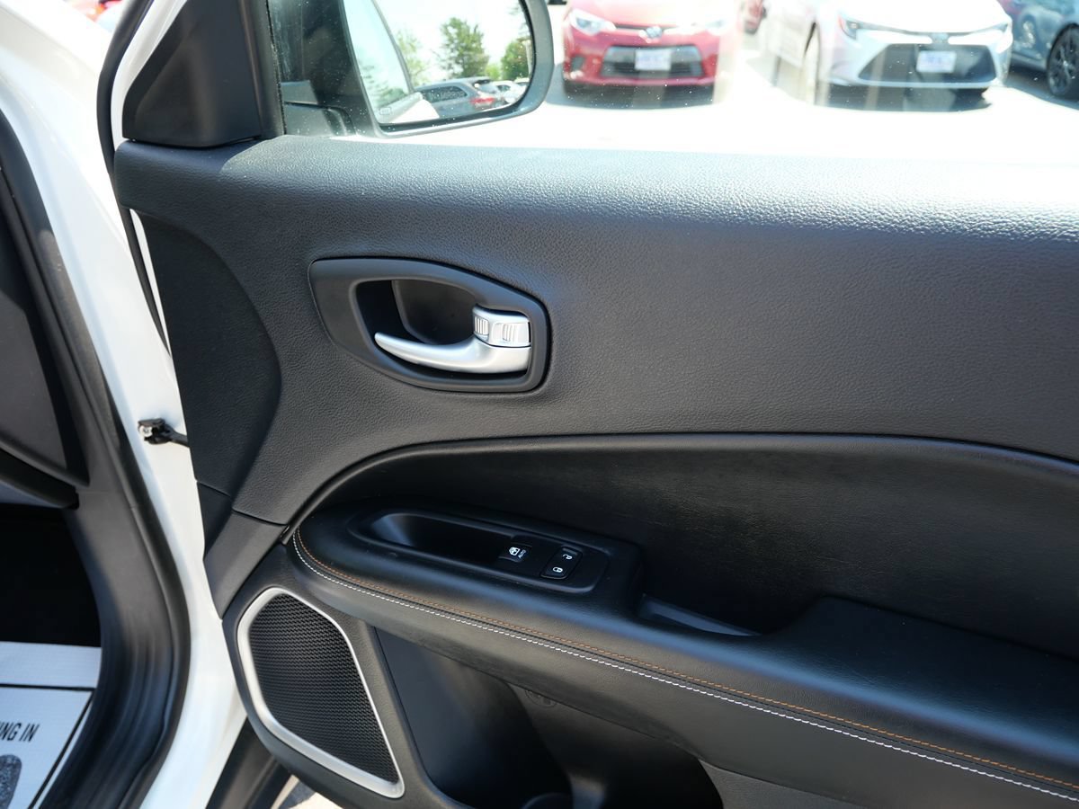 Used 2020 Jeep Compass Sport w/ Tech Group AWD/4WD image 21