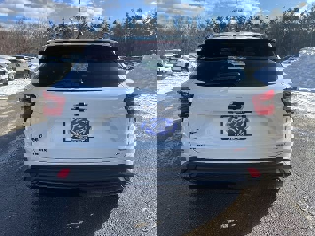 New 2026 Chevrolet Trax RS w/ Sunroof Package image 5