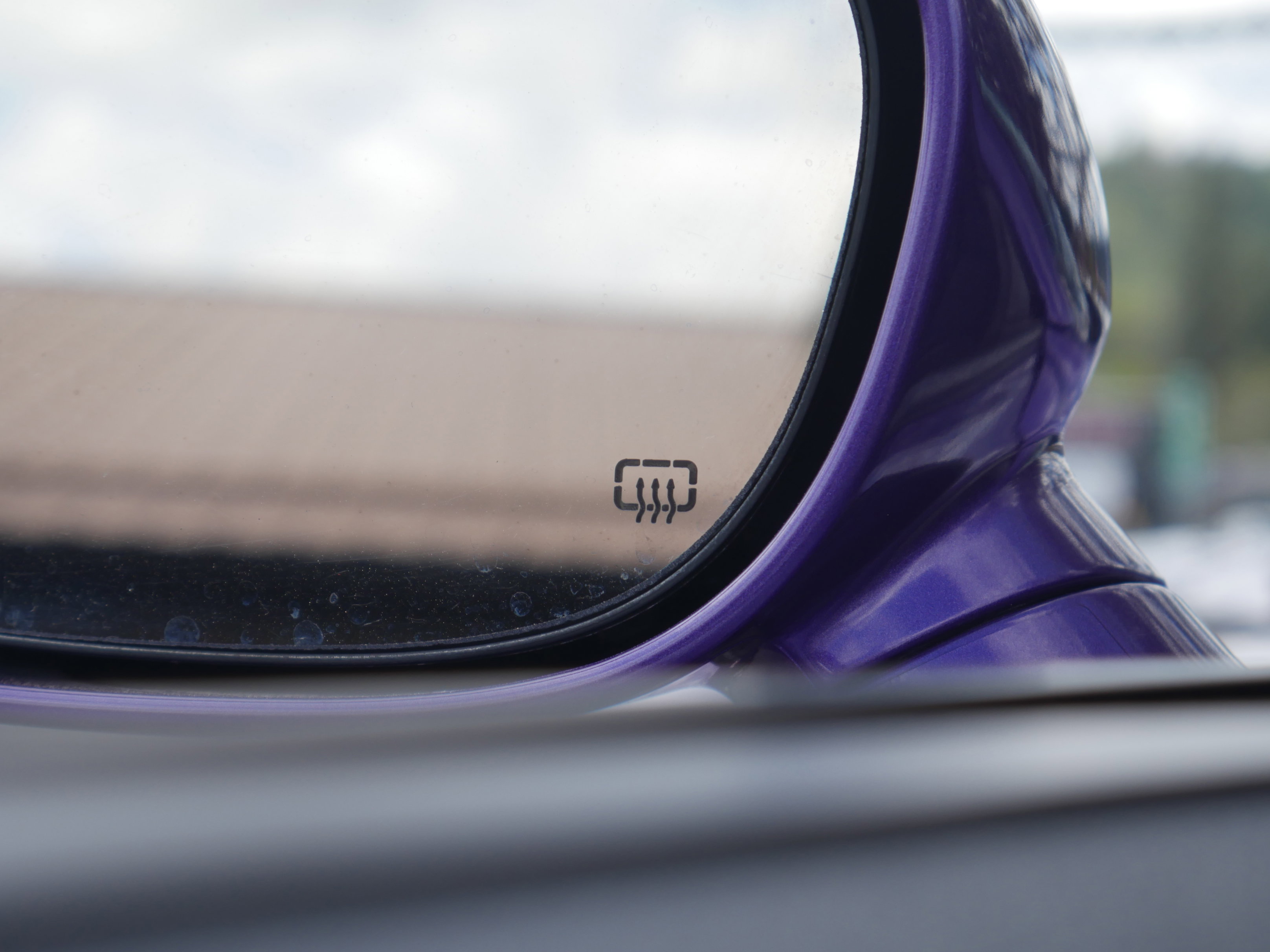 Used 2014 Dodge Challenger SRT8 RWD image 33