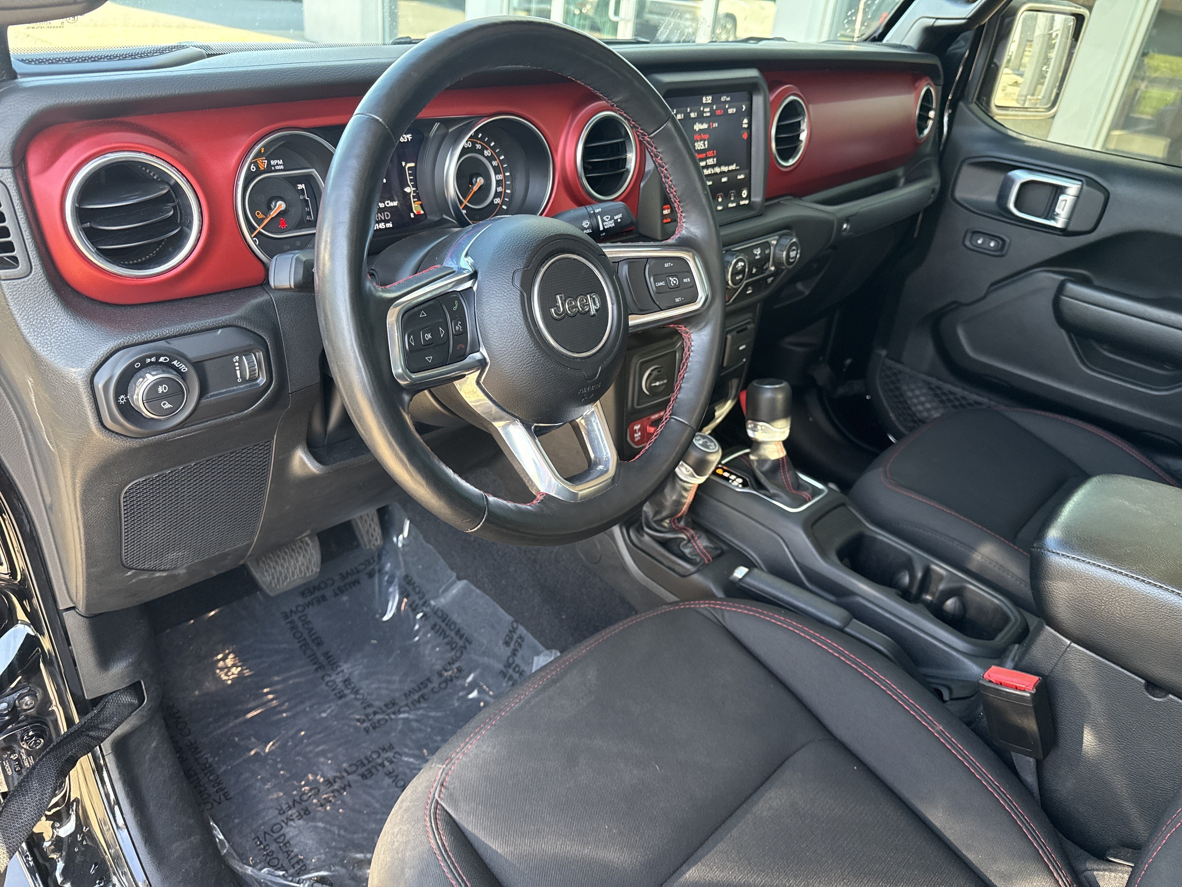 Used 2023 Jeep Gladiator Rubicon w/ Cold Weather Group AWD/4WD image 14