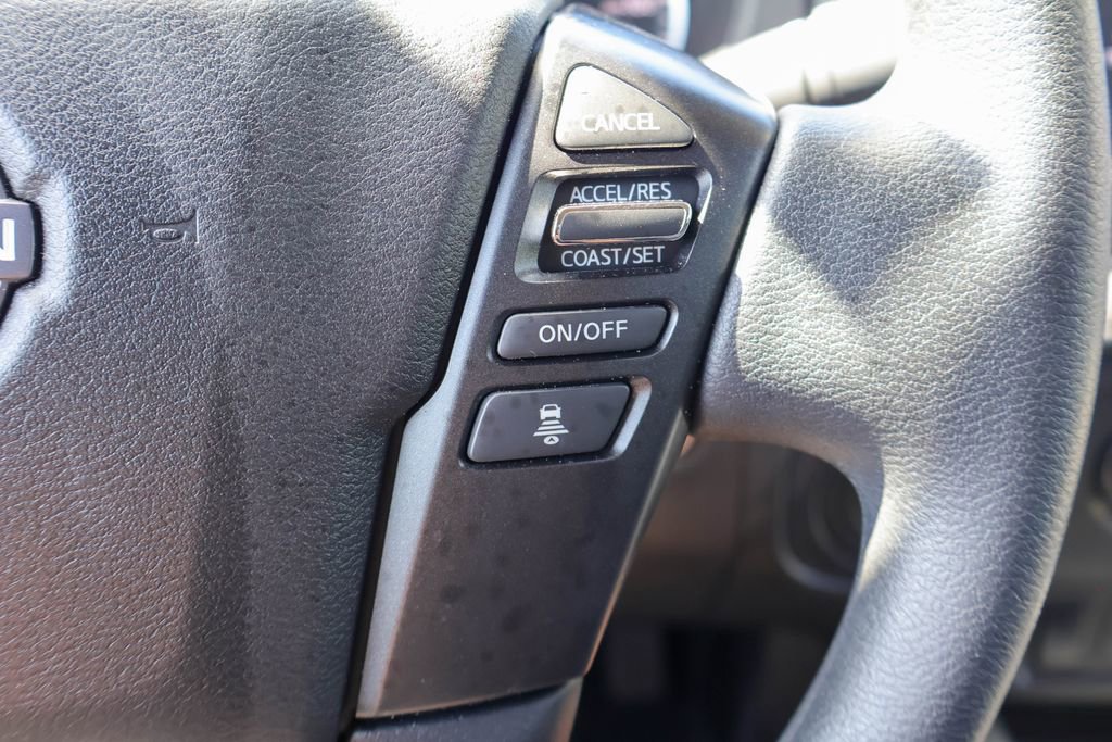 Used 2025 Nissan Frontier SV RWD image 13