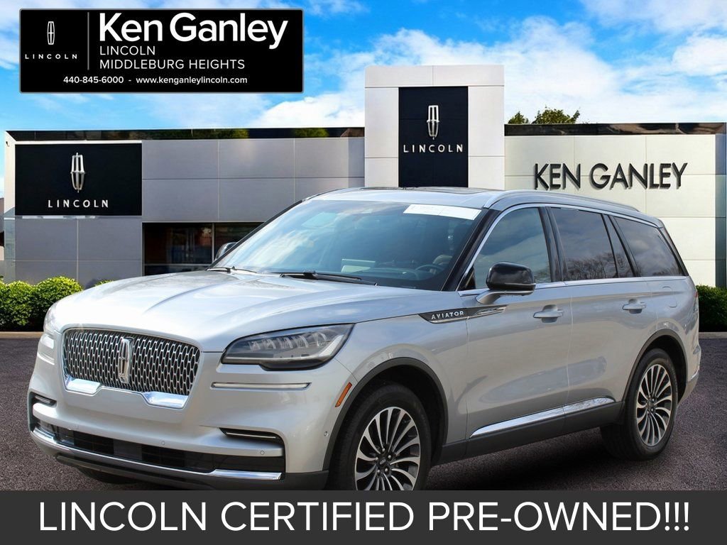 Used 2023 Lincoln Aviator Reserve w/ Equipment Group 201A image 3