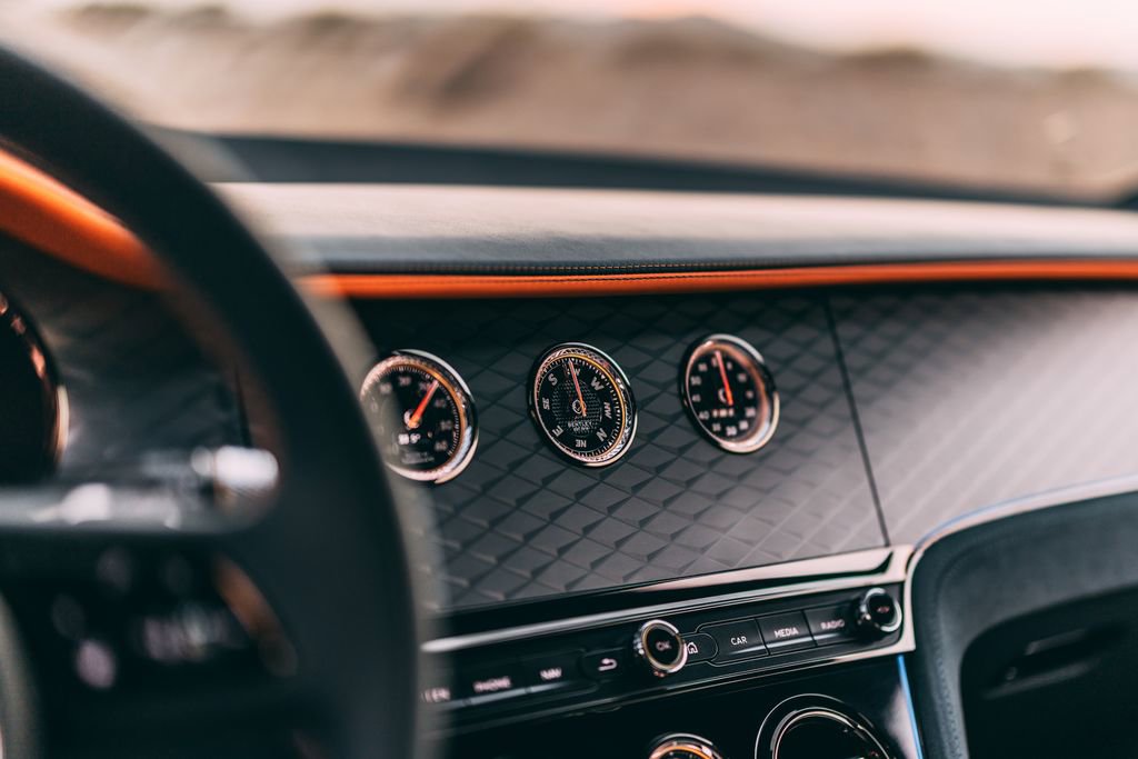 New 2024 Bentley Bentayga image 37