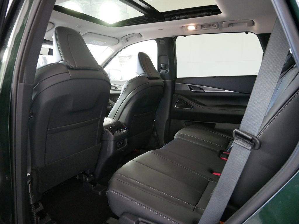New 2026 INFINITI QX60 Luxe w/ Cargo Package image 14