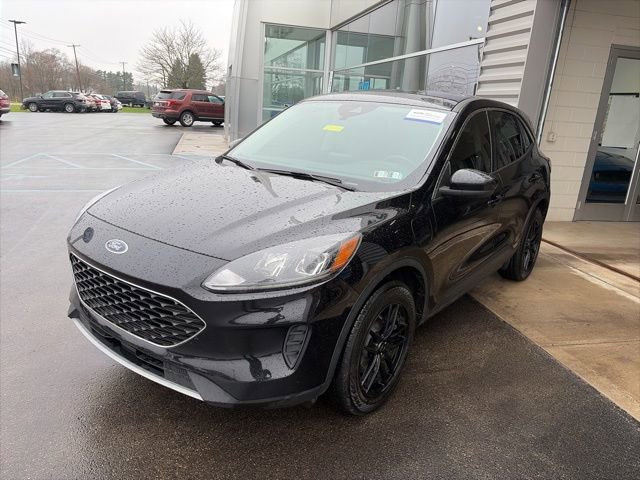 Used 2021 Ford Escape SE w/ Cold Weather Package image 2