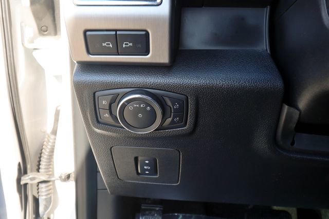 Used 2015 Ford F150 Platinum w/ Max Trailer Tow Package image 59