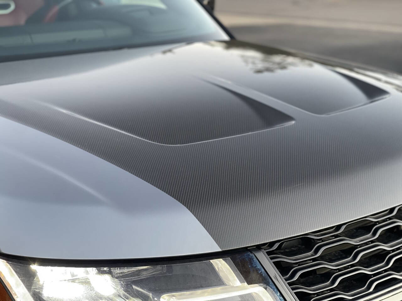 Used 2020 Land Rover Range Rover Sport SVR image 2